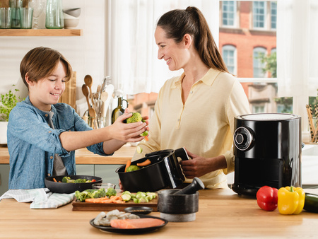 FRYTOWNICA BEZTŁUSZCZOWA DELIMANO AIR FRYER STAR CZARNA